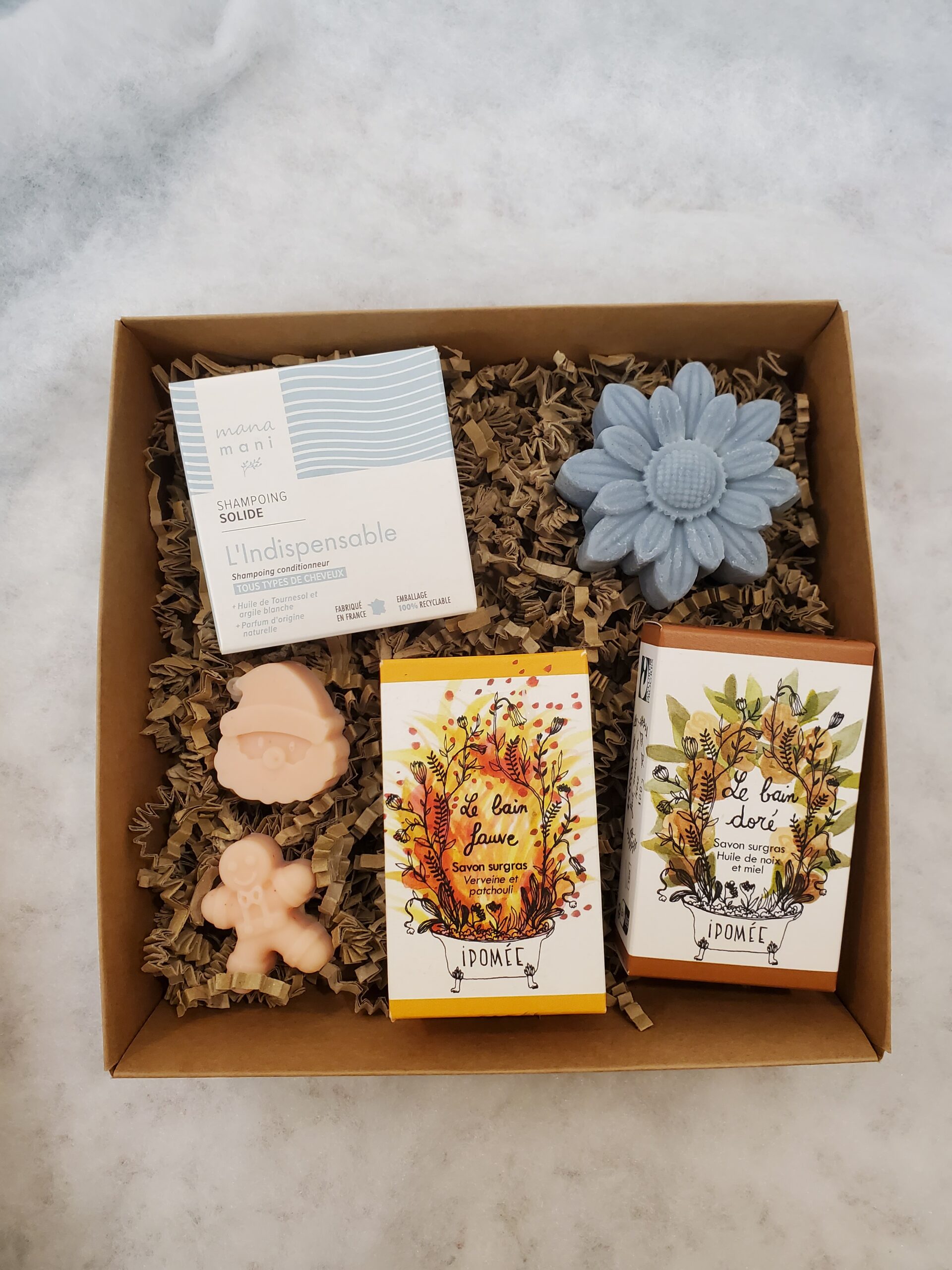 Coffret de Noël - Shampoing tous types de cheveux et savons – Image 3